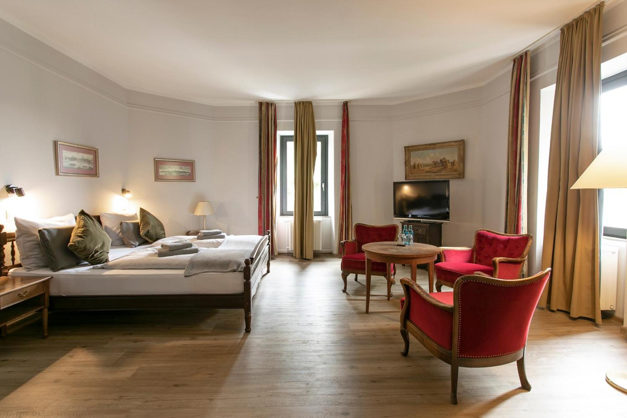 Schlosshotel Braunfels & Himmelreich Exterior photo
